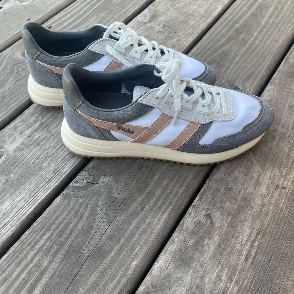 Gola sneakers